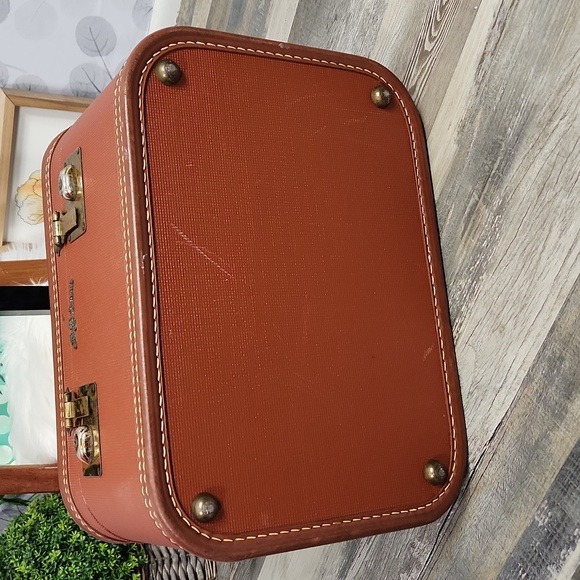 Vintage Lady Baltimore Vanity Train Case - Picture 11 of 16